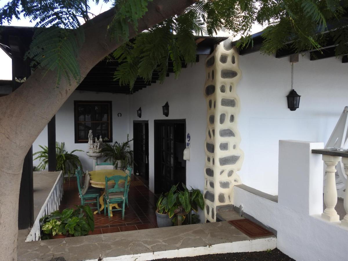 Habitaciones Dona Cris Puerto del Carmen  Exterior foto