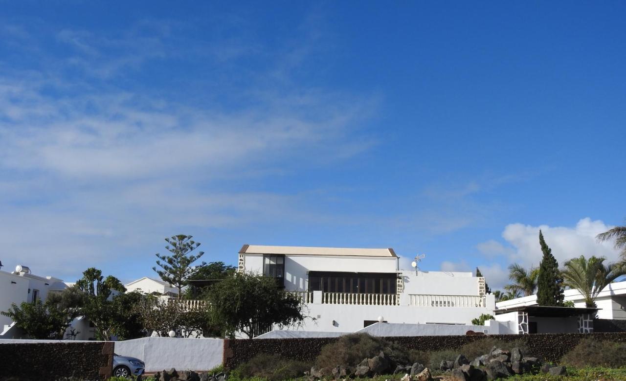Habitaciones Dona Cris Puerto del Carmen  Exterior foto